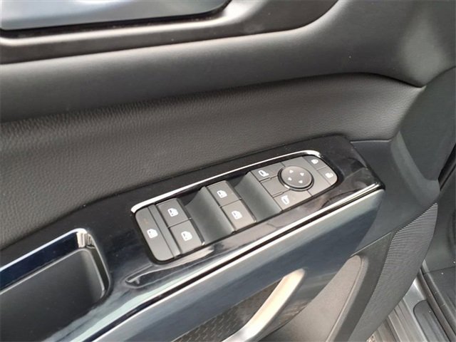 New 2025 Nissan Pathfinder SL image 12