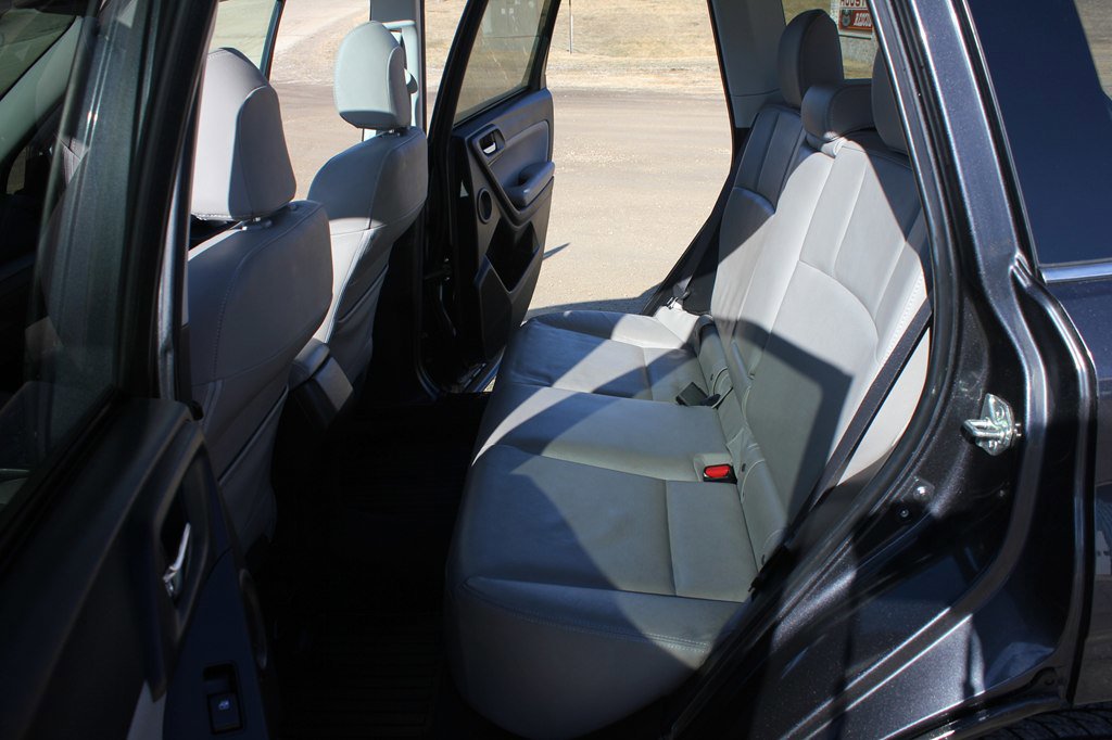 Used 2015 Subaru Forester 2.5i Limited image 40