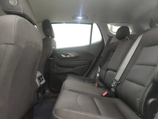 Used 2024 GMC Terrain SLE w/ Driver Convenience Package FWD image 10
