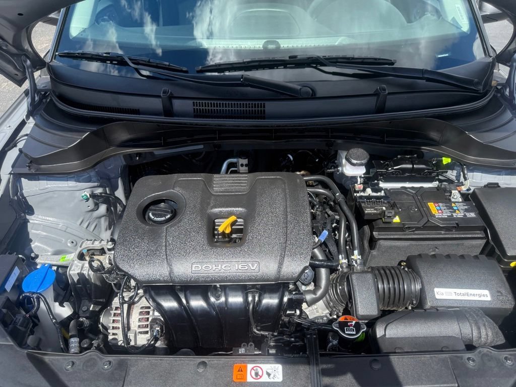 Used 2025 Kia Soul LX w/ LX Technology Package FWD image 54