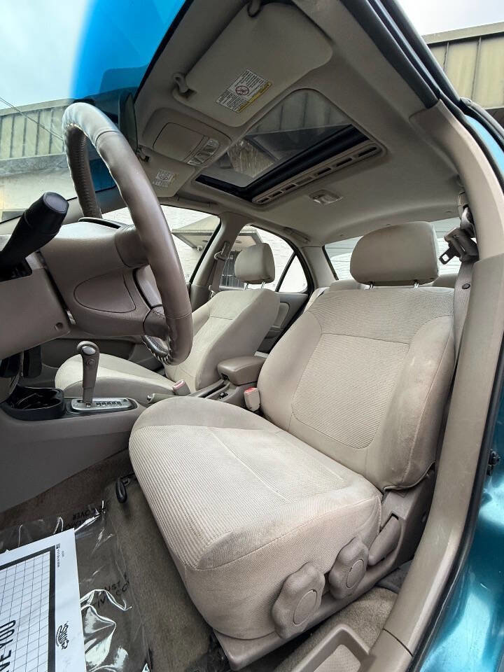 Used 2004 Nissan Sentra S w/ Sunroof Pkg FWD image 10