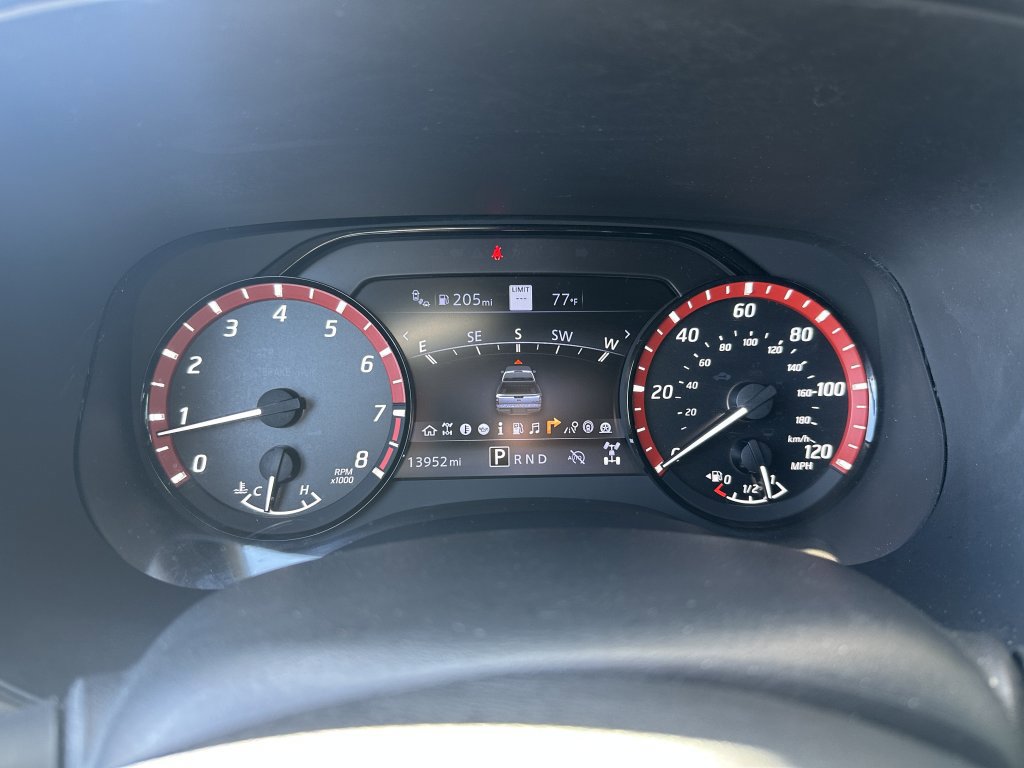 Used 2024 Nissan Frontier PRO-4X w/ Technology Package AWD/4WD image 19