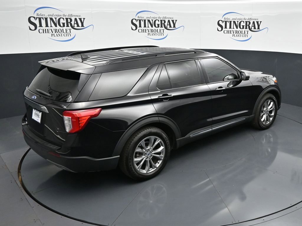 Used 2022 Ford Explorer XLT w/ Equipment Group 202A image 15