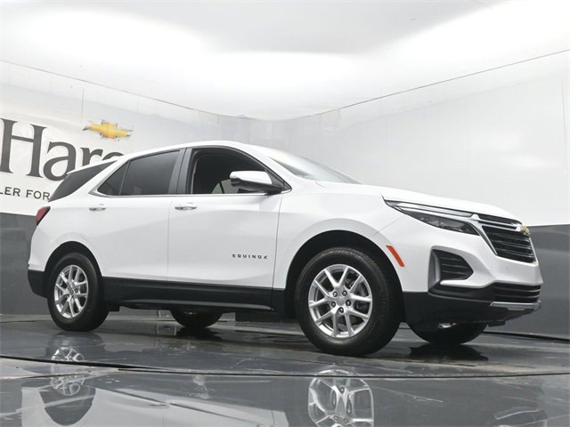 Used 2024 Chevrolet Equinox LT image 2