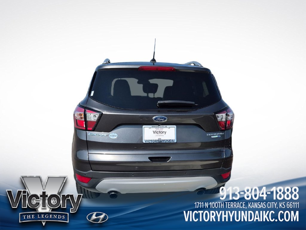 Used 2017 Ford Escape Titanium AWD/4WD image 4