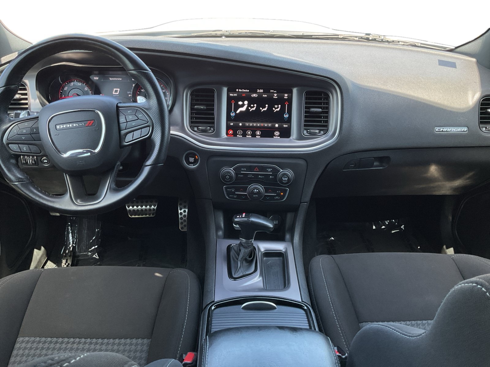 Used 2021 Dodge Charger GT w/ Blacktop Package RWD image 10