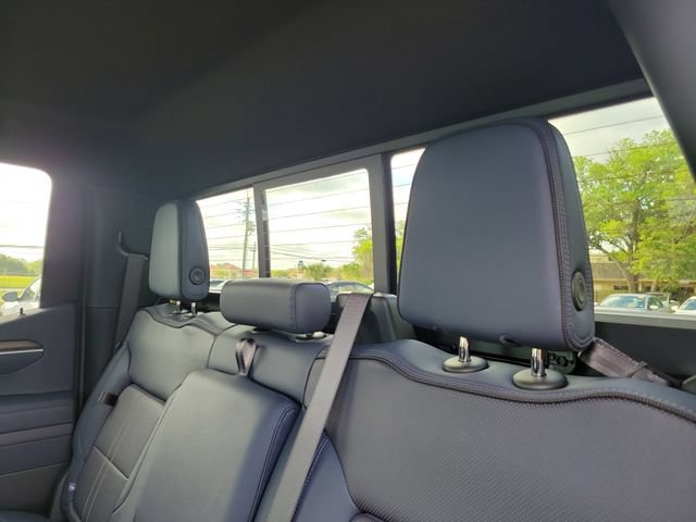 New 2026 Chevrolet Silverado 1500 High Country w/ Technology Package AWD/4WD image 14