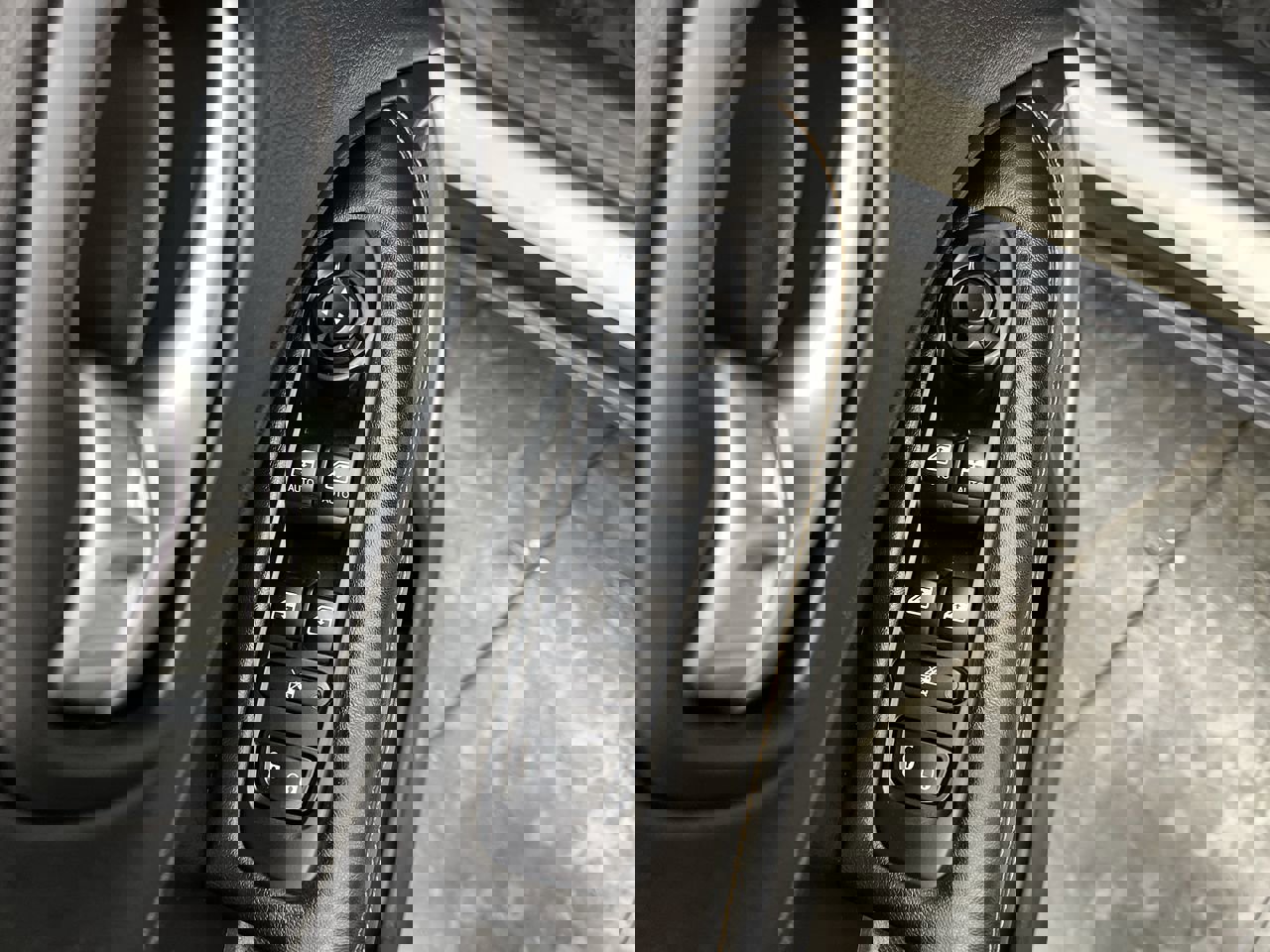 Used 2019 Jeep Compass Latitude w/ Cold Weather Group image 7