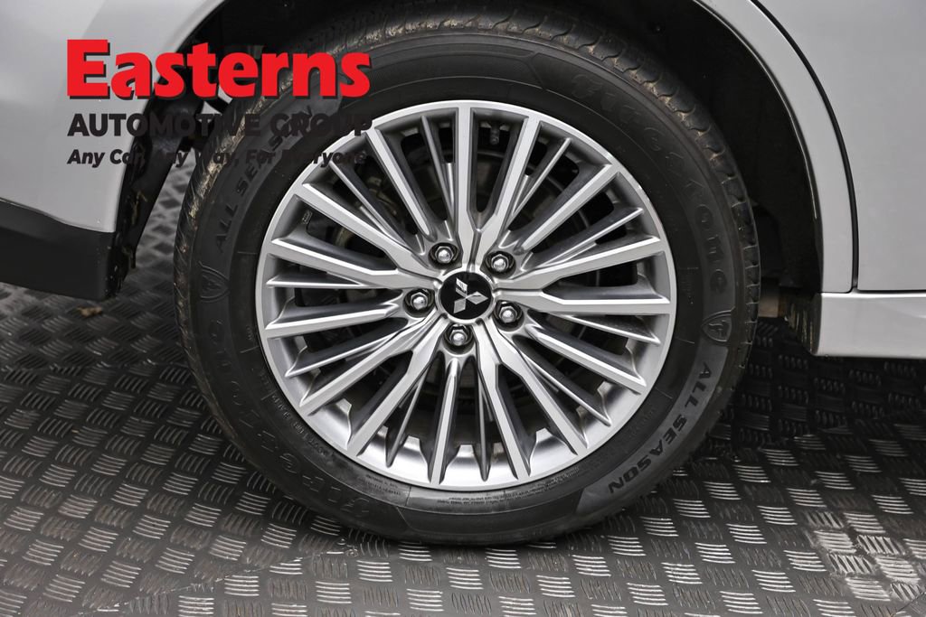Used 2022 Mitsubishi Outlander LE AWD/4WD image 31