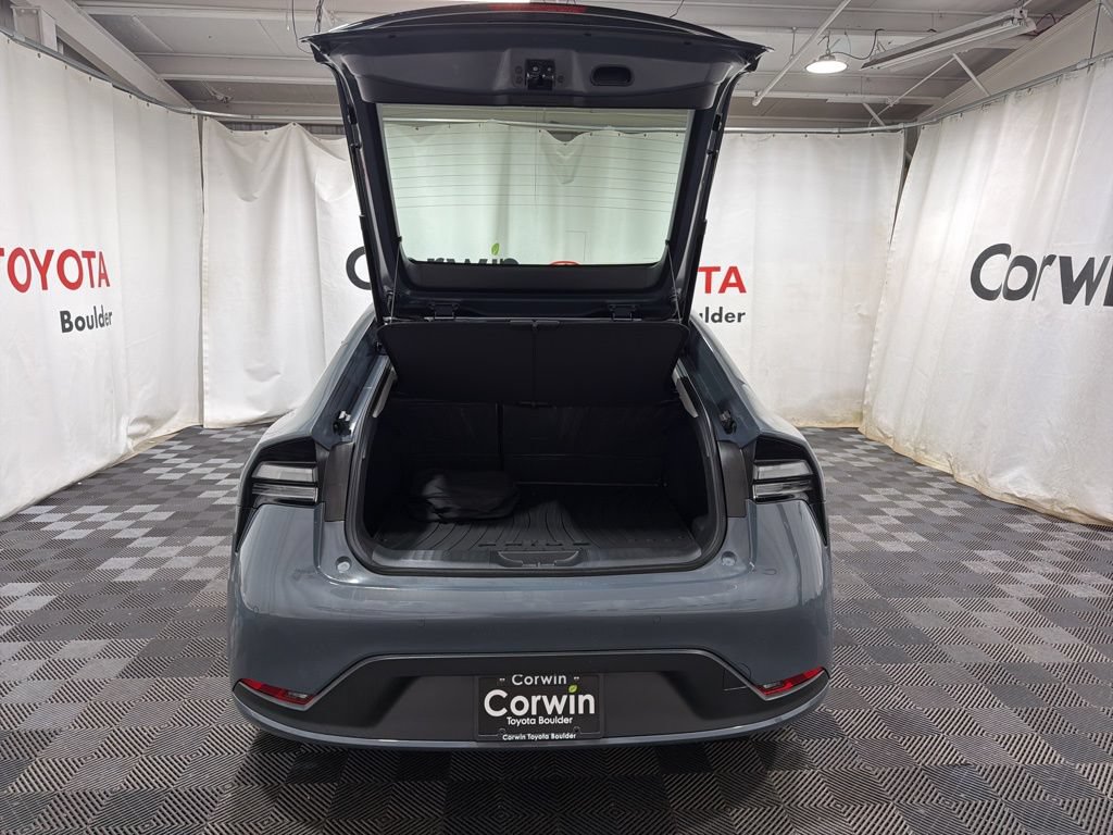Used 2026 Toyota Prius Plug-In Hybrid FWD image 14