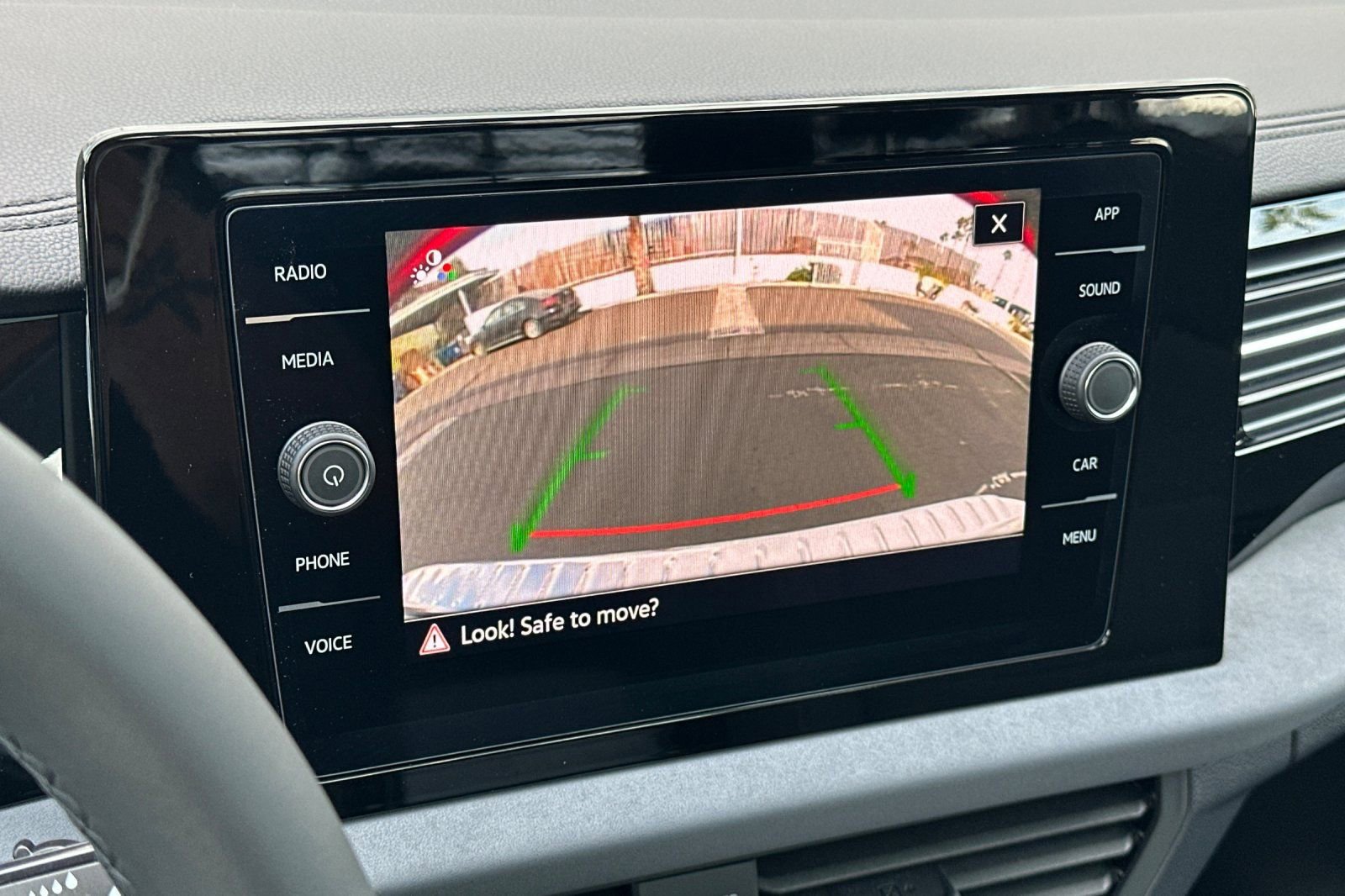 New 2026 Volkswagen Jetta SE FWD image 16