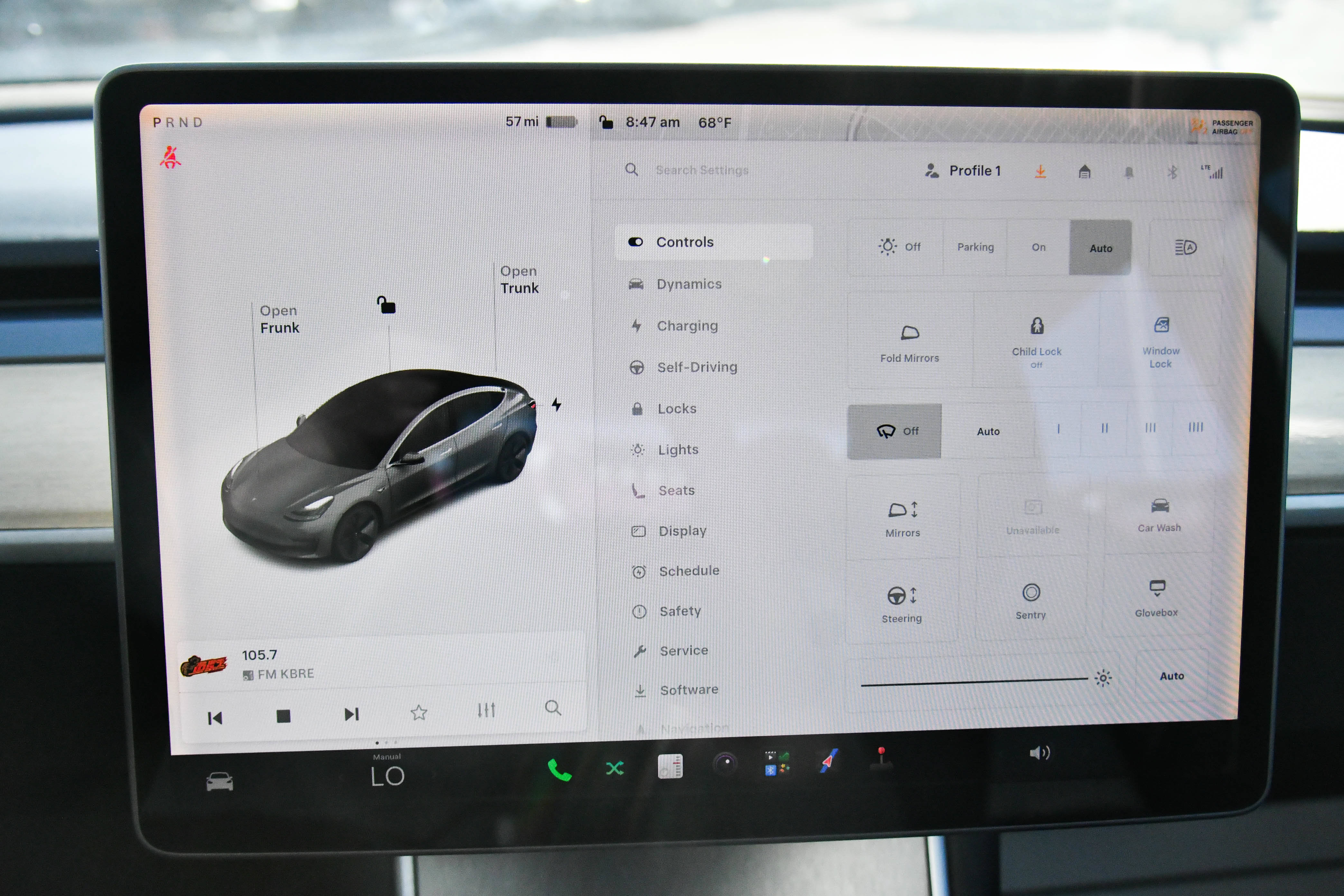 Used 2018 Tesla Model 3 Long Range RWD image 25