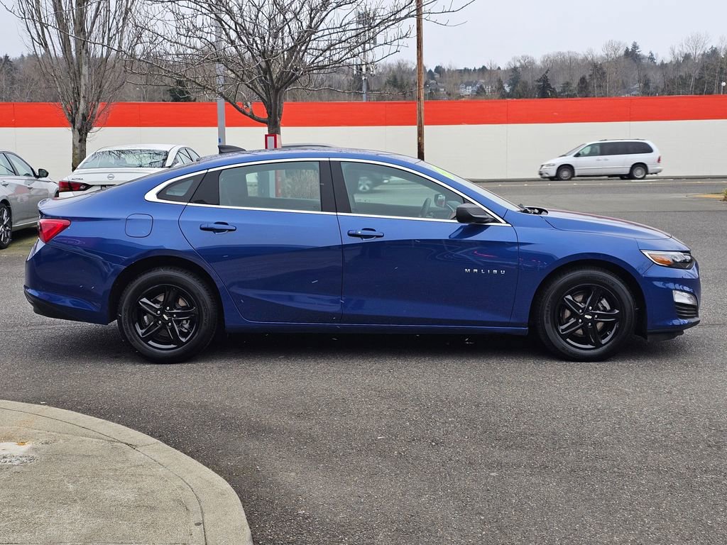 Used 2023 Chevrolet Malibu LS image 4