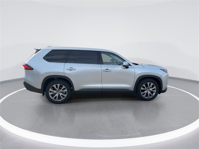 Used 2024 Toyota Grand Highlander Limited image 8