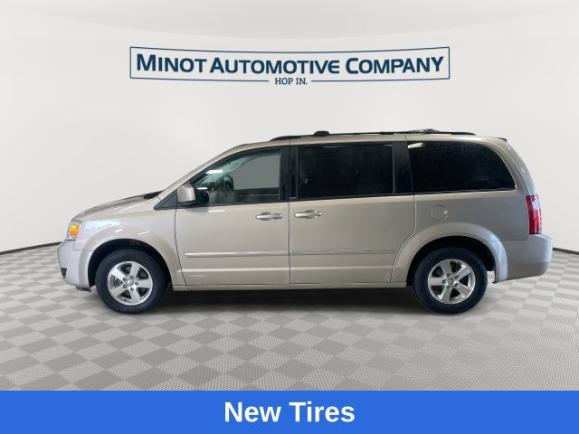 Used 2009 Dodge Grand Caravan SXT w/ Flexible Seating Group FWD image 6