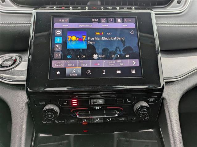 Used 2021 Jeep Grand Cherokee L Laredo w/ Luxury Tech Group I image 13