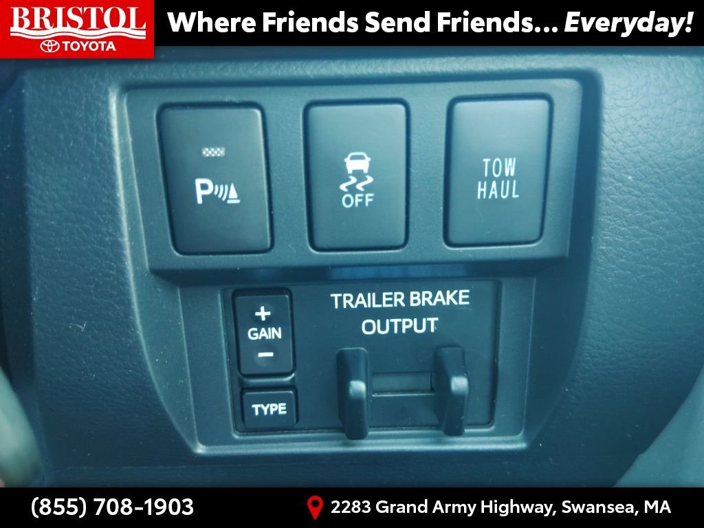 Used 2016 Toyota Tundra Limited w/ Limited Premium Package image 25