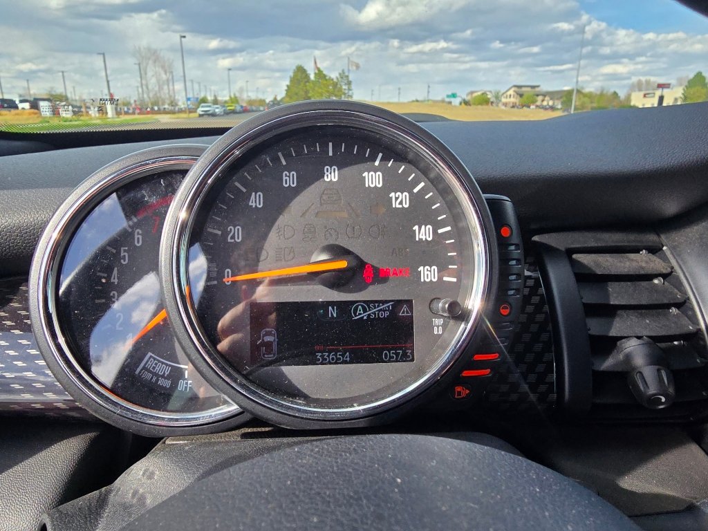 Used 2015 MINI Cooper S image 22