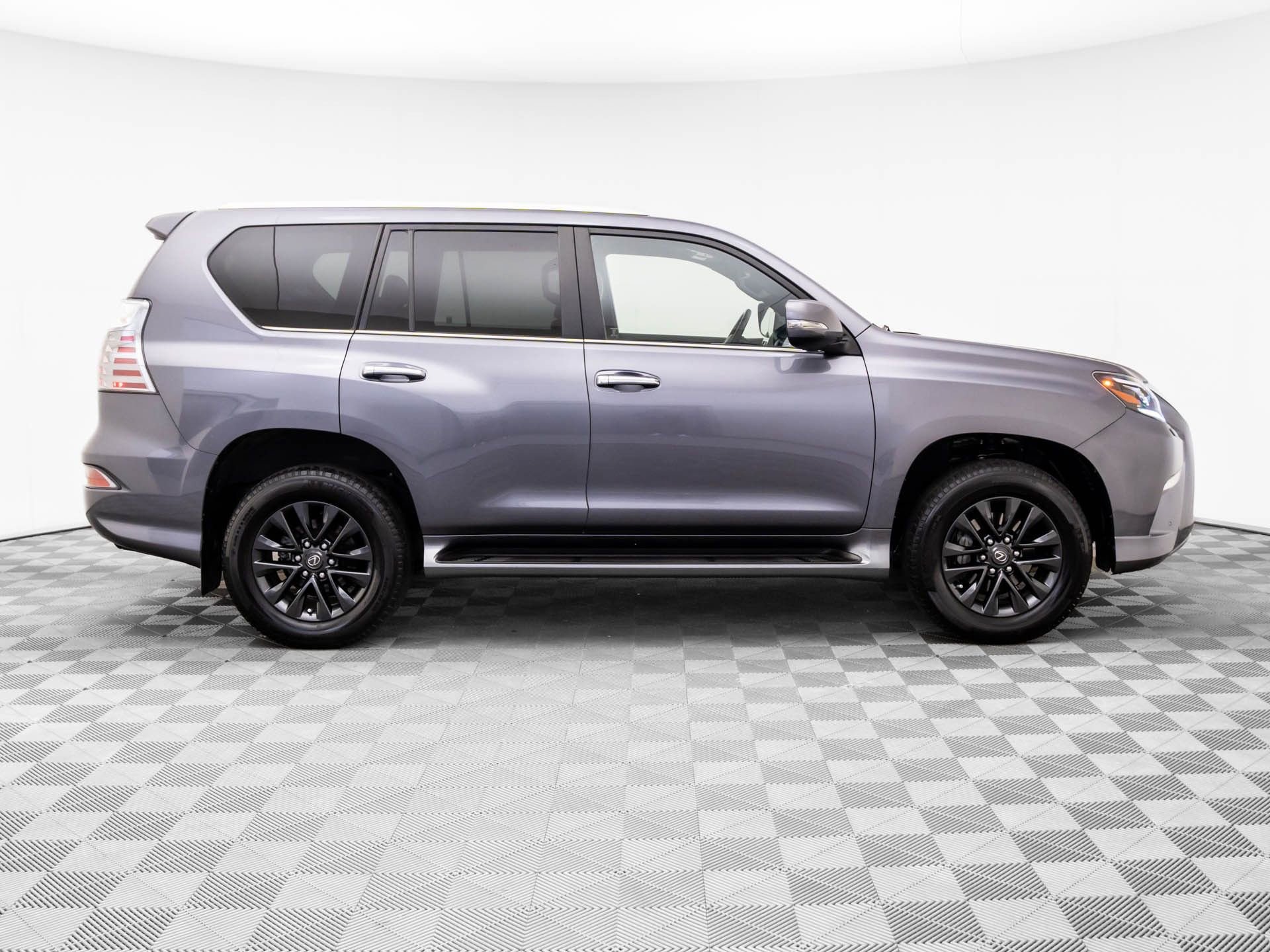 Used 2023 Lexus GX 460 Premium w/ Premium Plus Package image 7