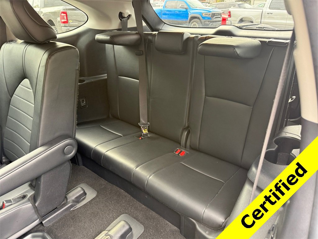 Used 2024 Toyota Highlander XLE image 30