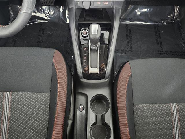 New 2025 Nissan Versa SR image 34