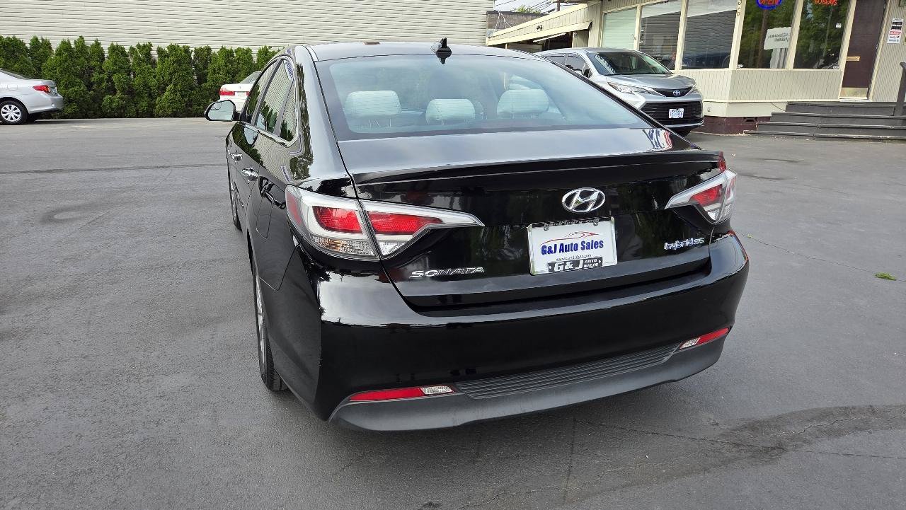 Used 2016 Hyundai Sonata SE FWD image 10