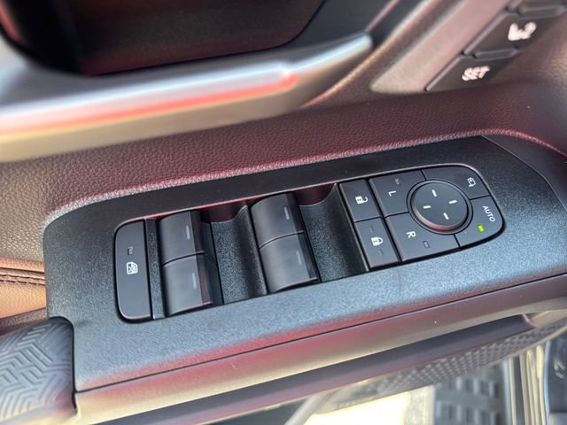 New 2026 Toyota 4Runner Limited AWD/4WD image 18