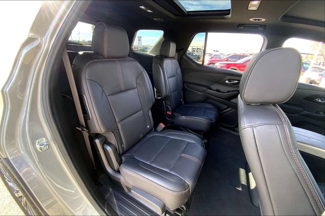 Used 2023 Chevrolet Traverse RS AWD/4WD image 27