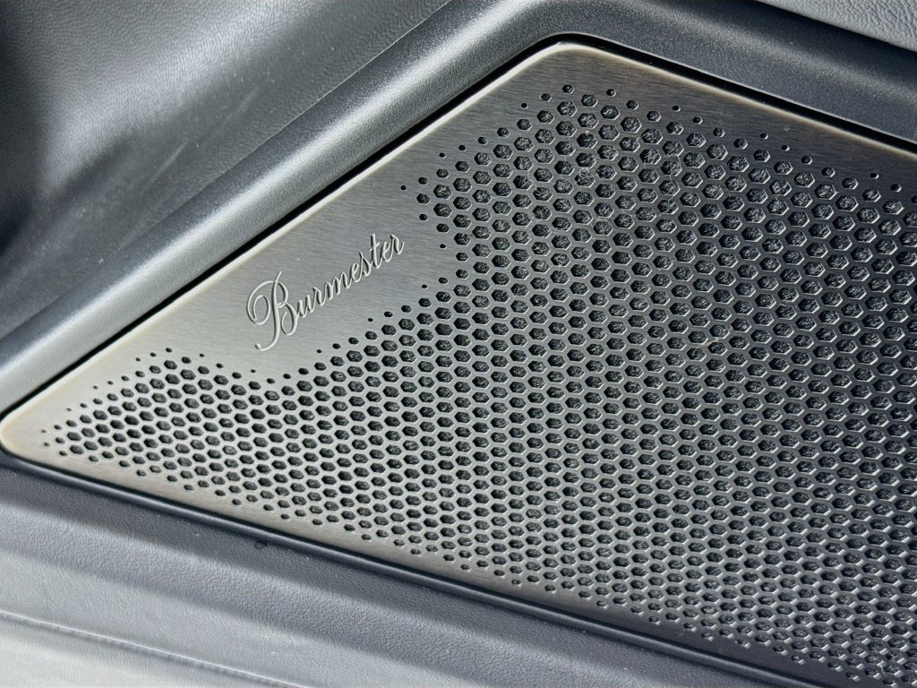 New 2026 Porsche Cayenne Turbo AWD/4WD image 12