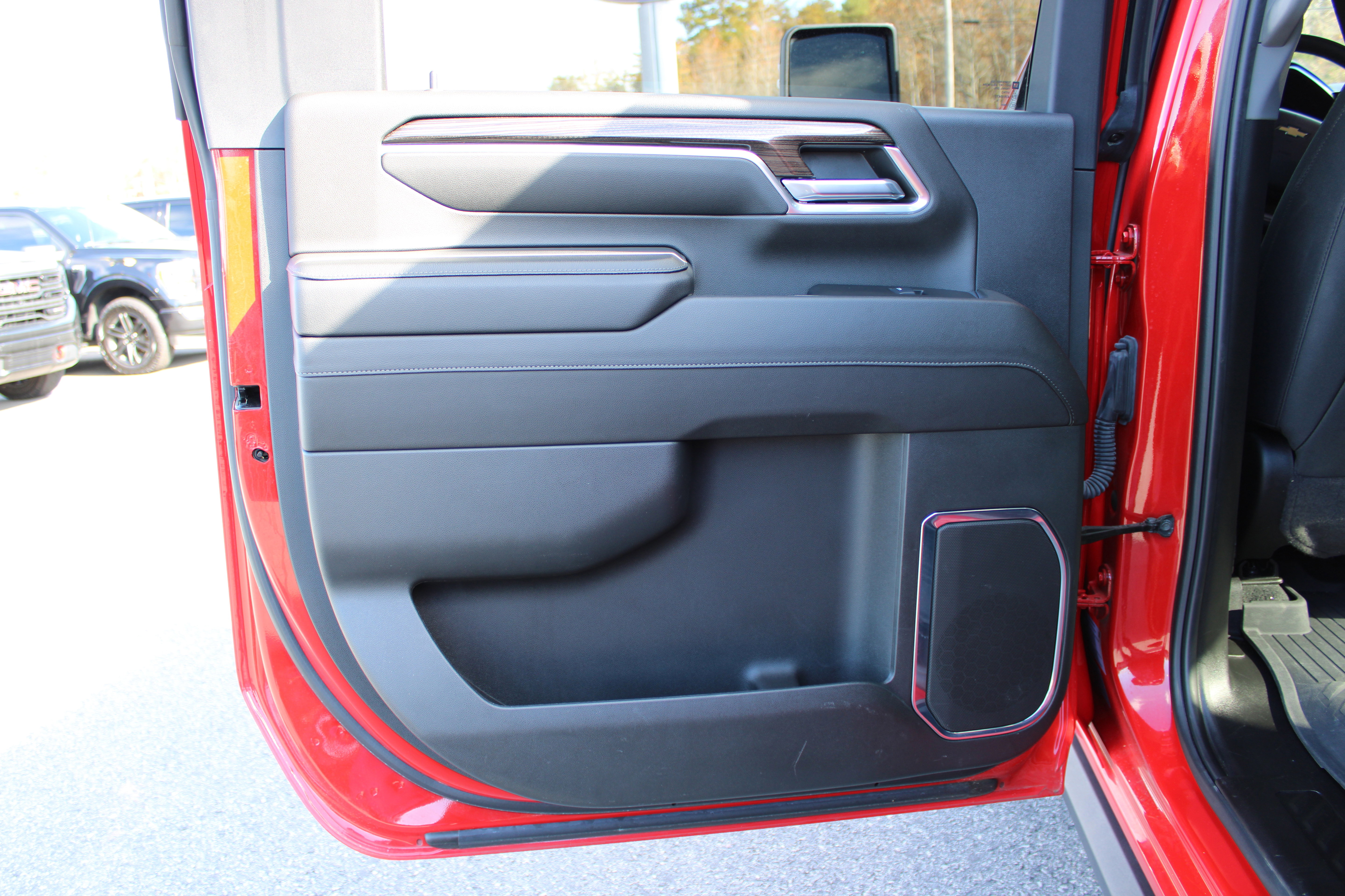 Used 2024 Chevrolet Silverado 2500 LT image 14