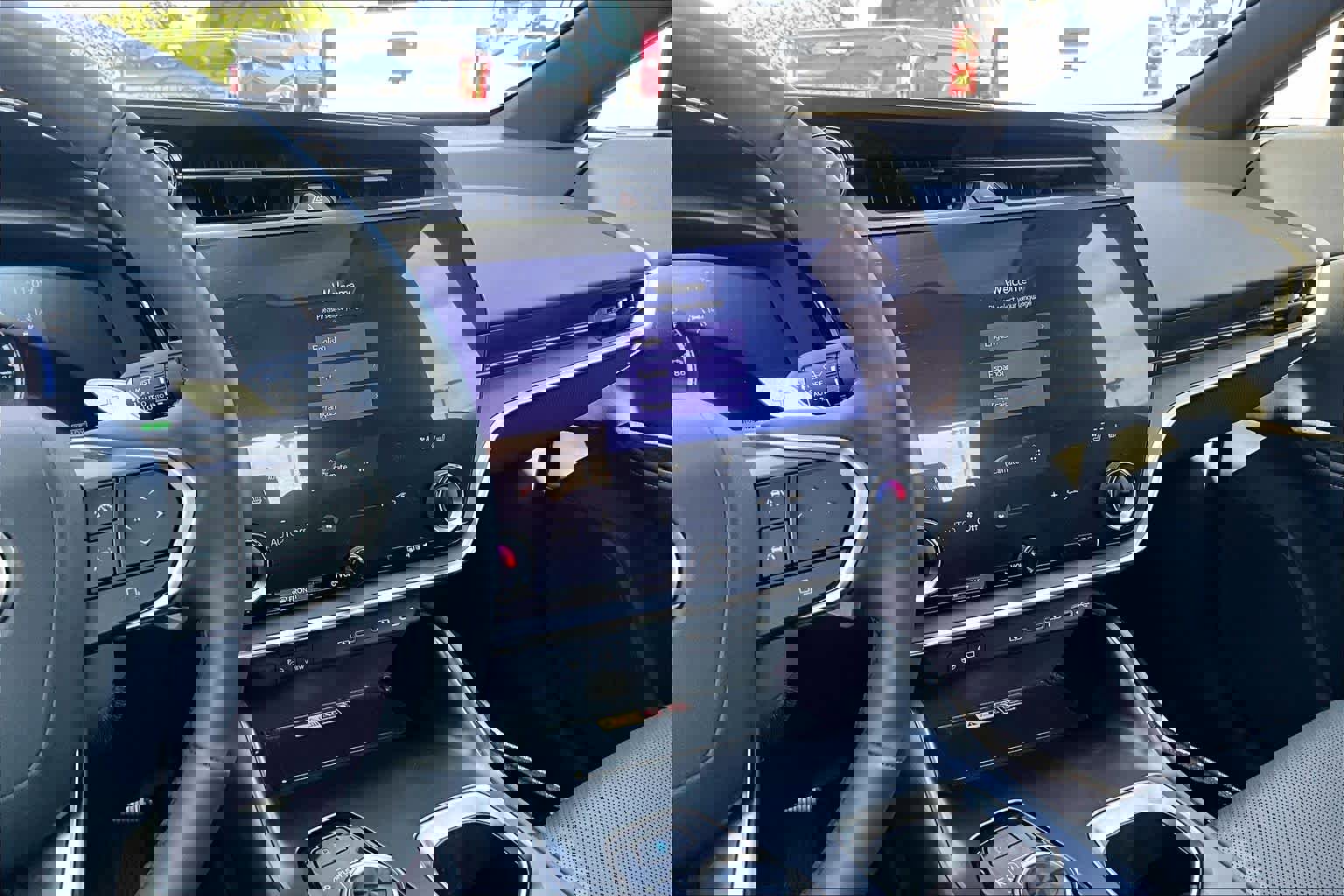 Used 2024 Lexus RZ 300e Premium image 6