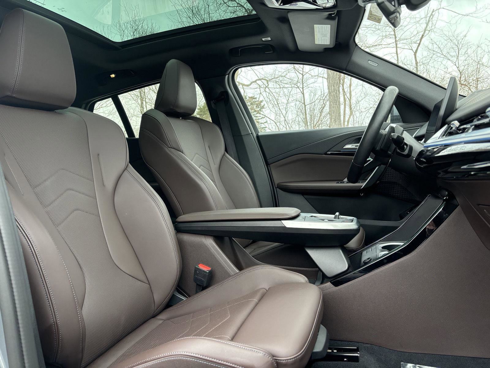 Used 2025 BMW X2 xDrive28i image 6