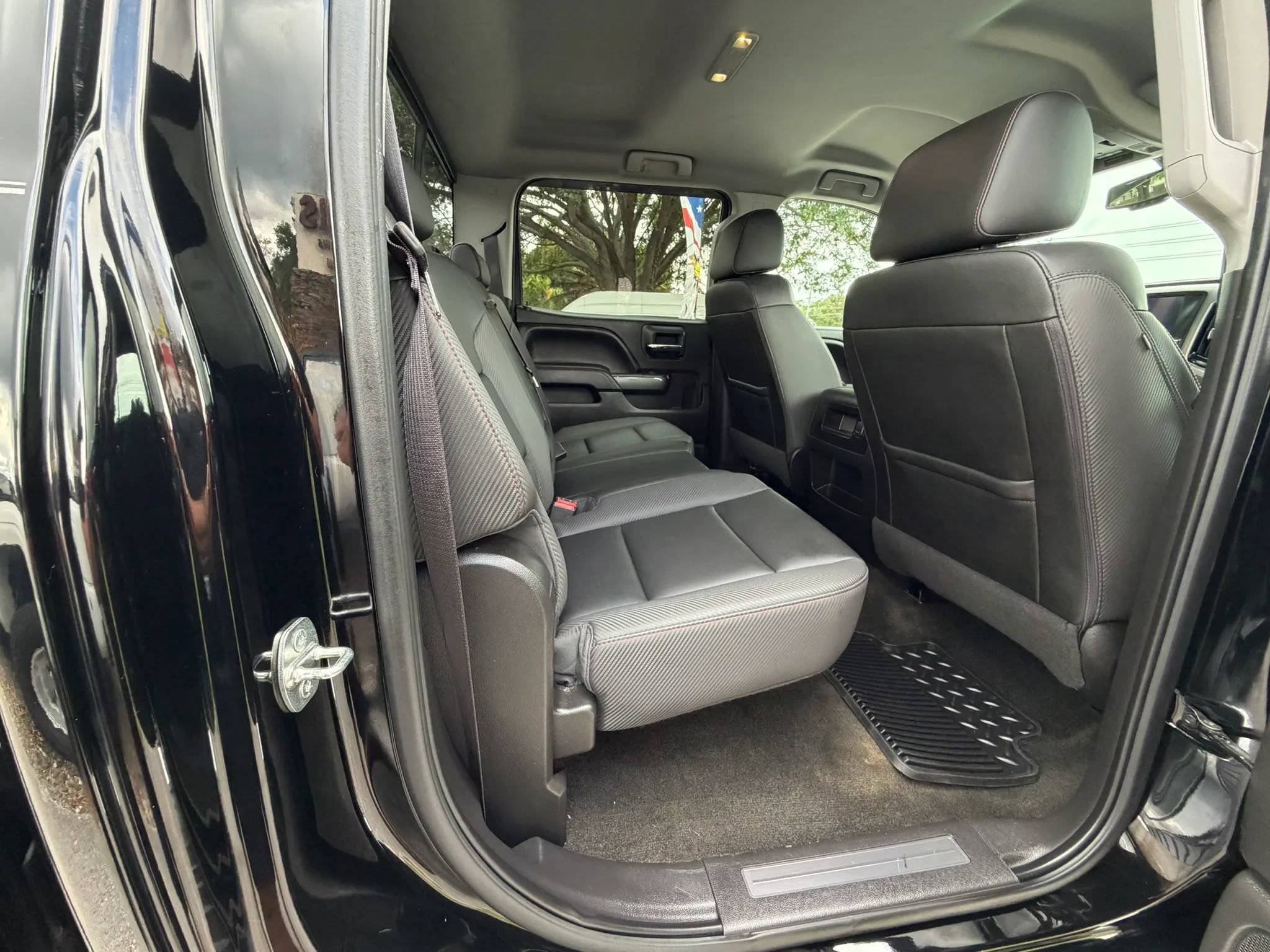 Used 2016 GMC Sierra 1500 SLT w/ All-Terrain Package AWD/4WD image 17