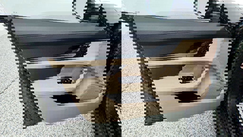 Used 2022 Porsche Taycan GTS w/ Premium Package (P6U) image 11