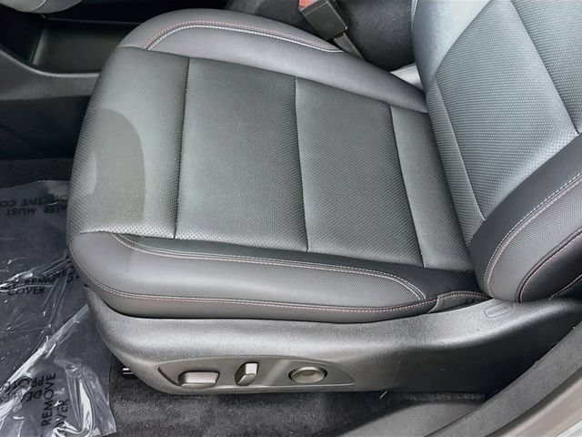Used 2025 Chevrolet Traverse Z71 w/ Driver Confidence Package AWD/4WD image 19