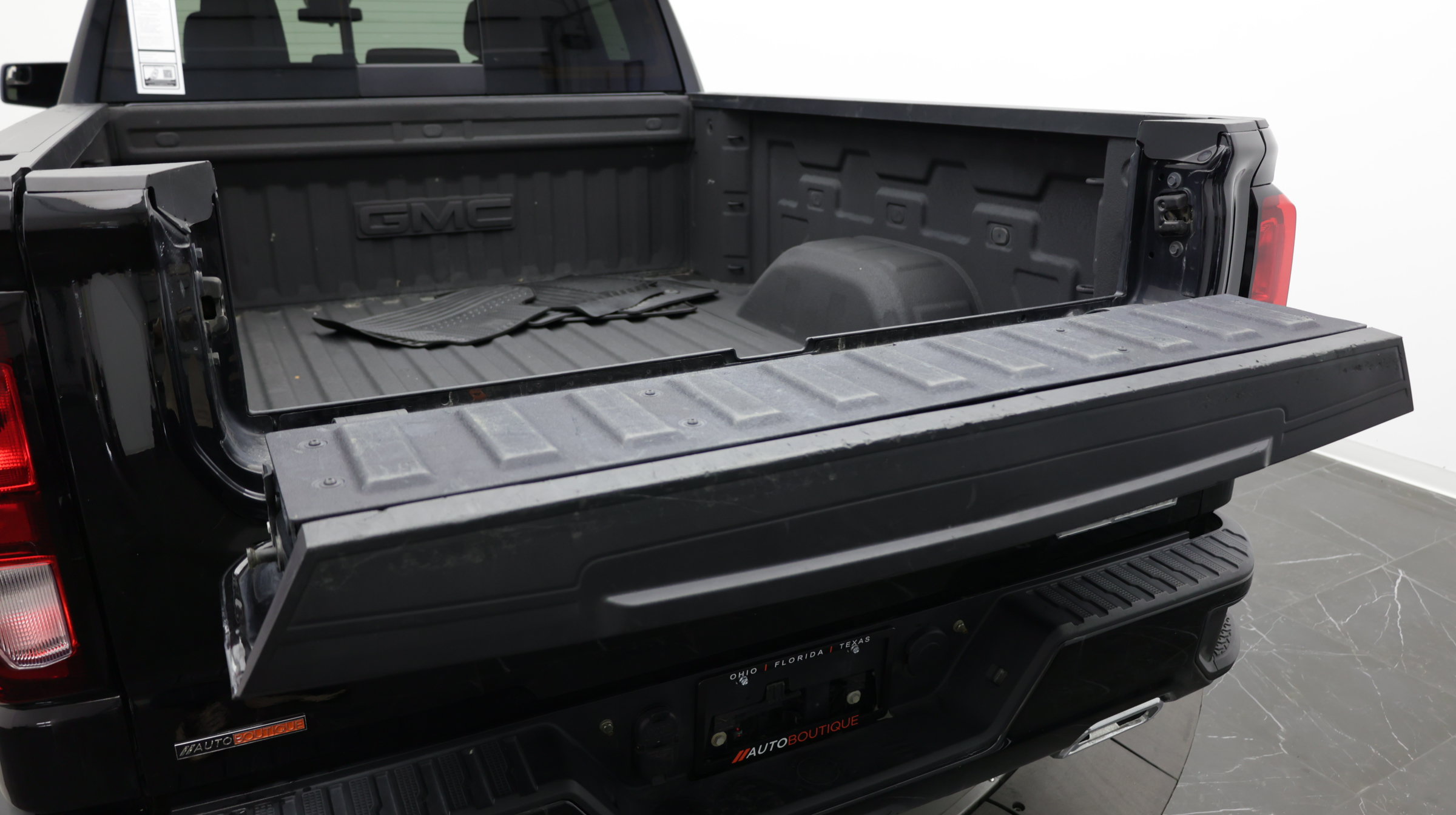 Used 2022 GMC Sierra 1500 Elevation w/ Preferred Package AWD/4WD image 35
