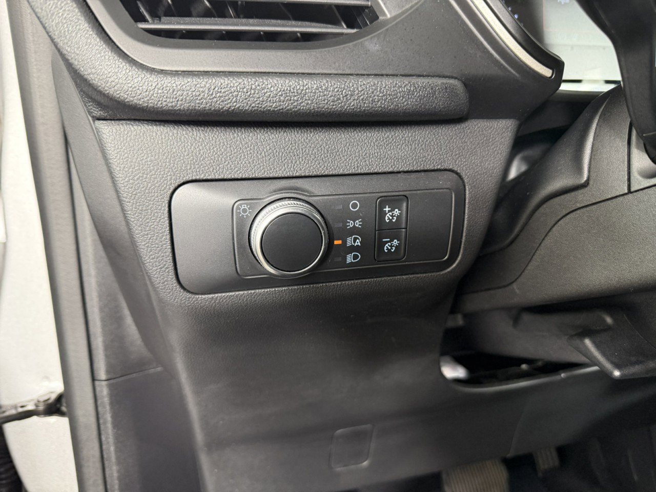 Used 2020 Ford Escape S FWD image 22