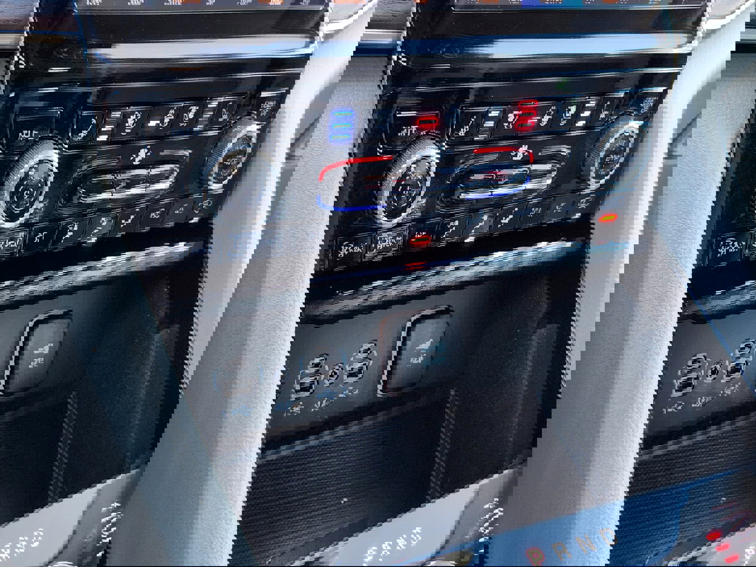 Used 2022 Jeep Grand Cherokee Summit w/ Adv Protech Group IV image 24