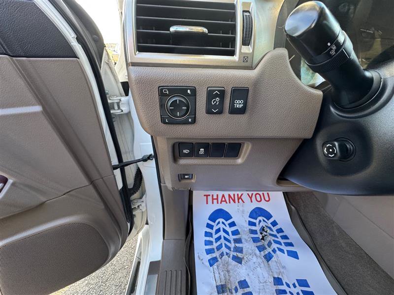 Used 2019 Lexus GX 460 image 32