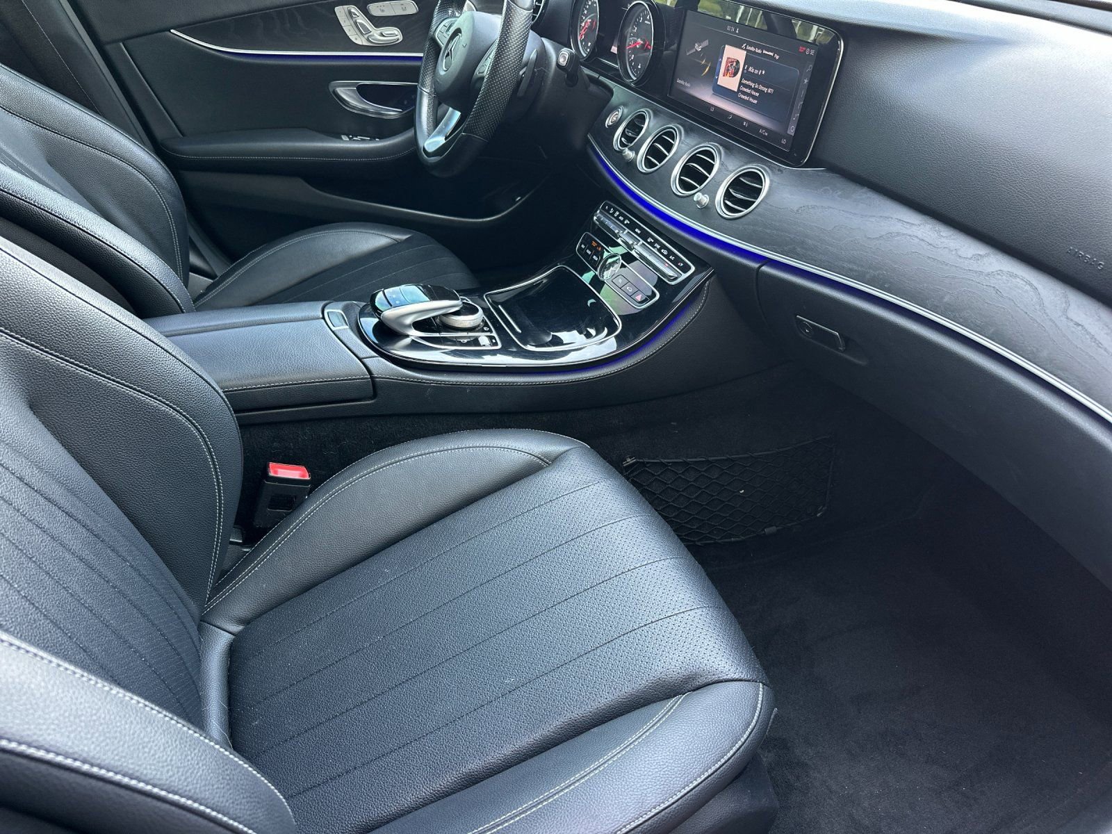 Used 2017 Mercedes-Benz E 300 image 14
