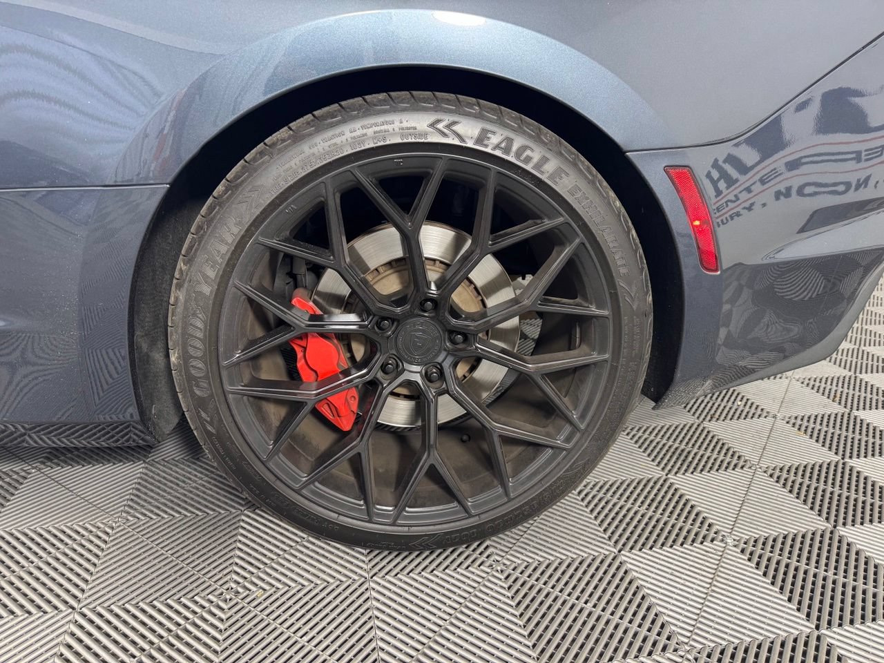 Used 2019 Chevrolet Camaro SS RWD image 13