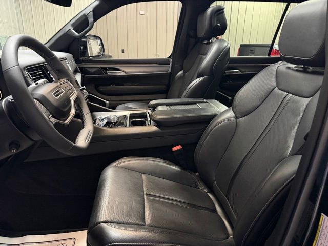 Used 2024 Jeep Wagoneer Series II image 14