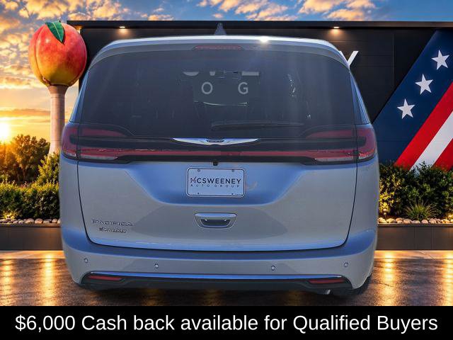 New 2026 Chrysler Pacifica Select FWD image 4
