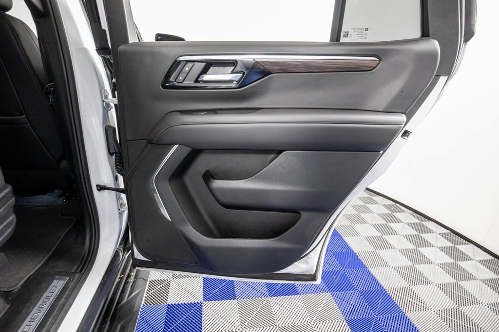 Used 2025 Chevrolet Tahoe LT image 18