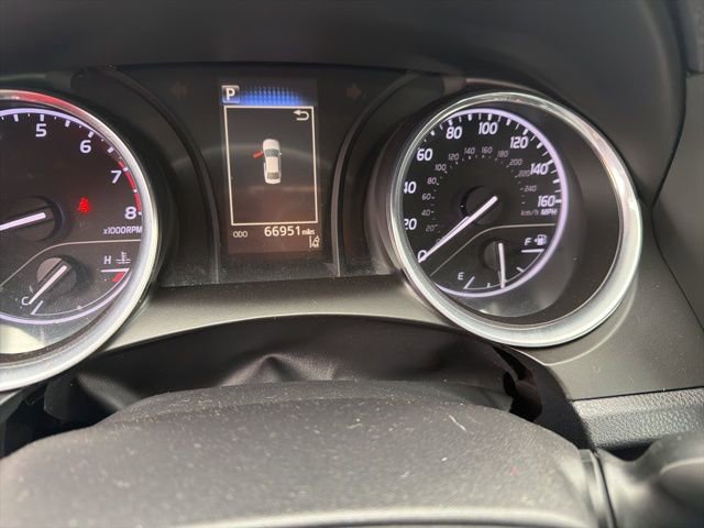Used 2019 Toyota Camry SE image 13