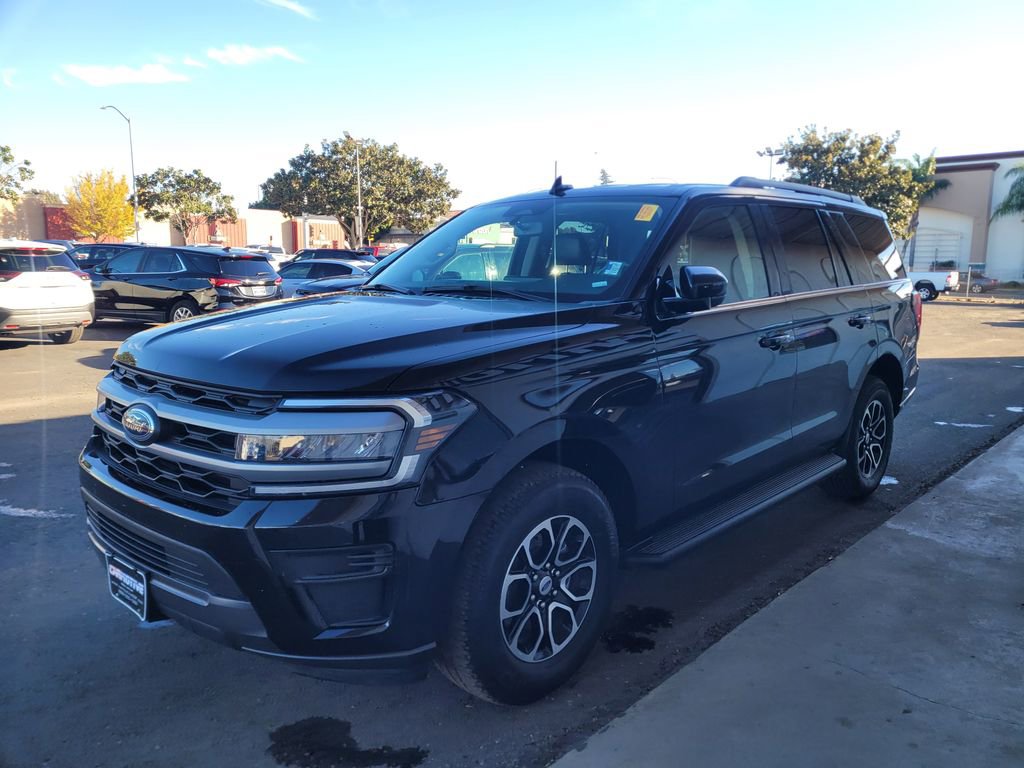 Used 2024 Ford Expedition XLT image 8