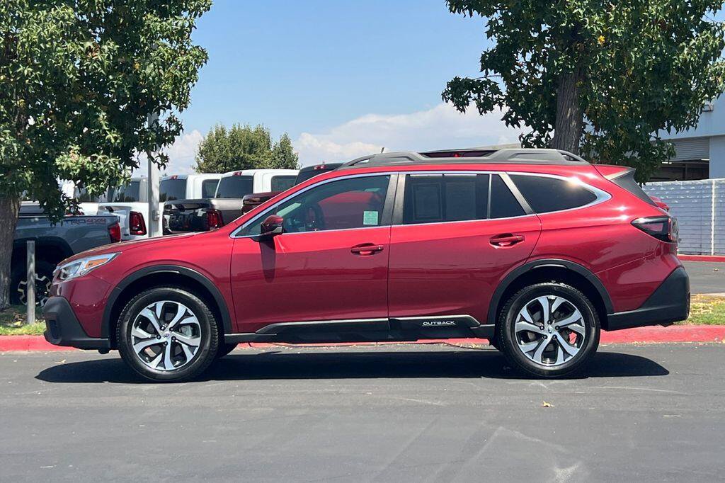 Used 2022 Subaru Outback Limited AWD/4WD image 7
