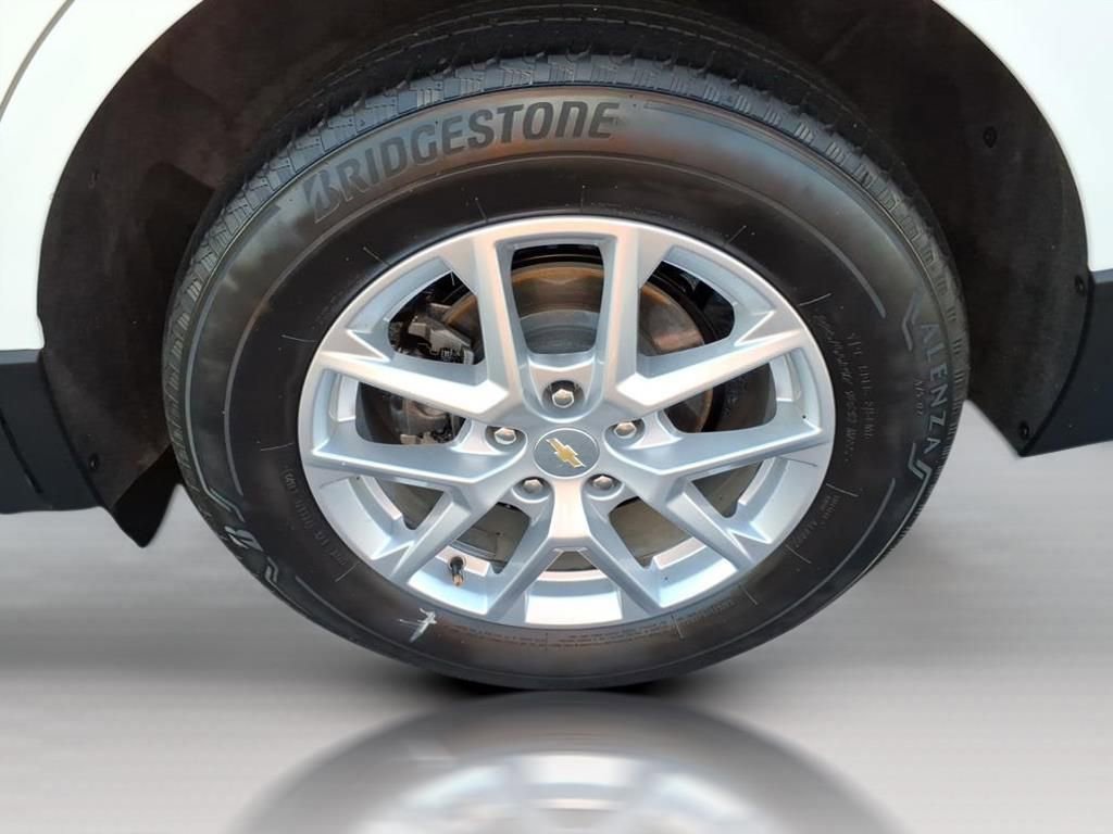 Used 2023 Chevrolet Equinox LT image 9