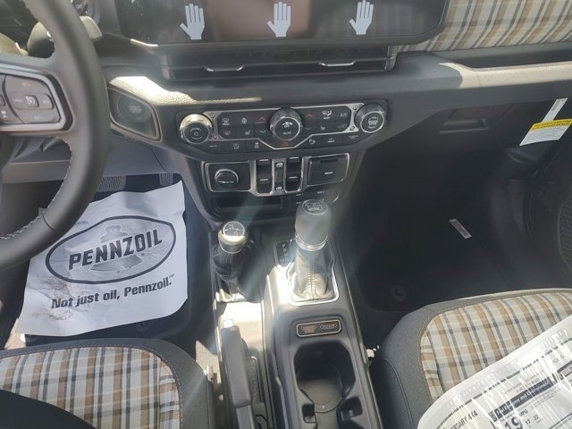 New 2026 Jeep Gladiator Sport AWD/4WD image 11