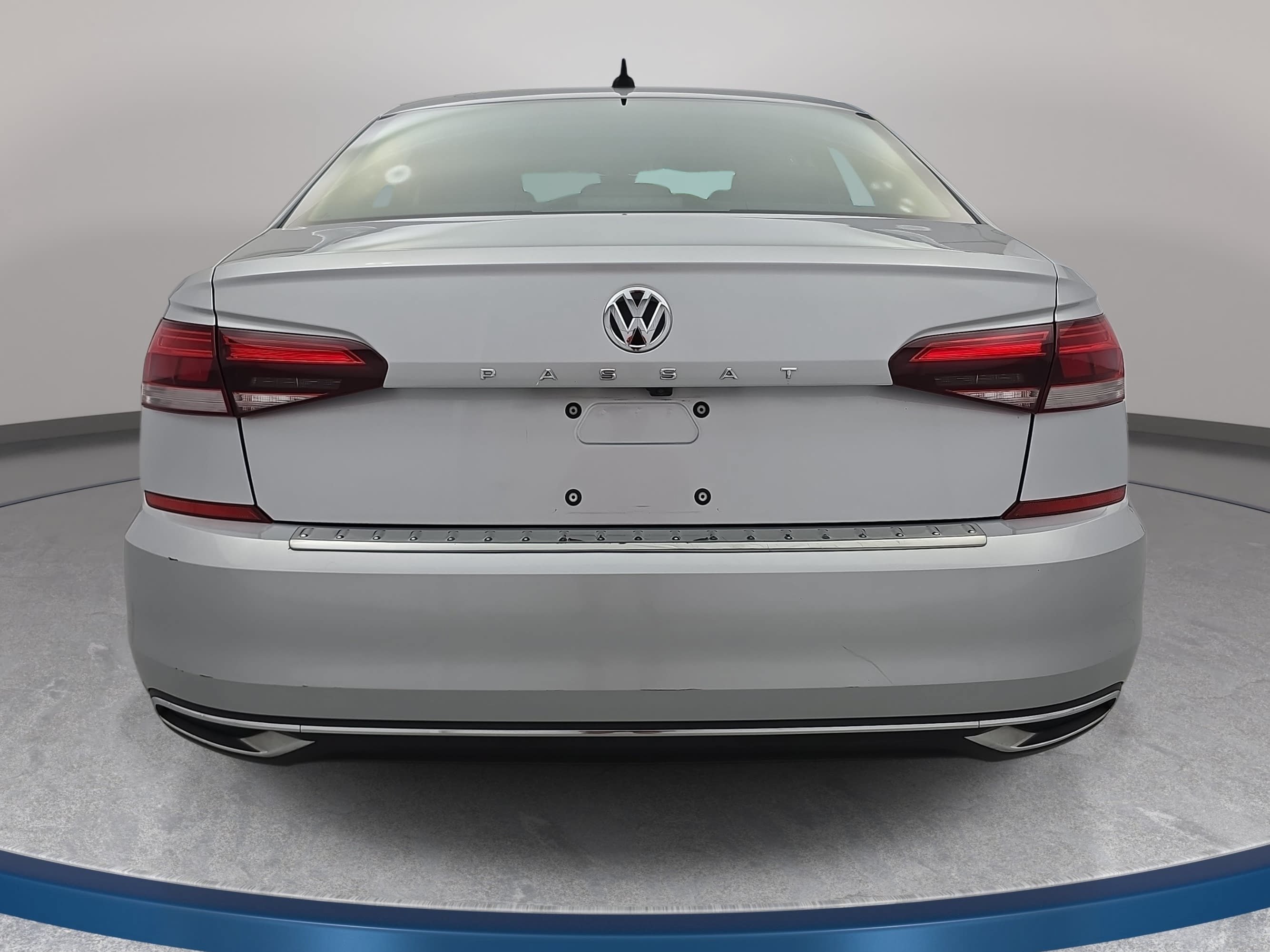 Used 2021 Volkswagen Passat 2.0T SE FWD image 6